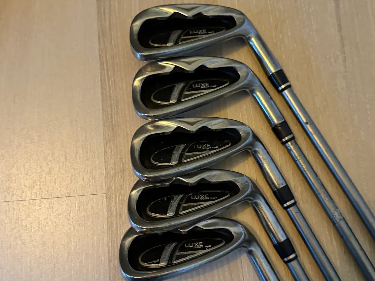 Billede 3 - Wilson staff luxe damesæt inkl putter