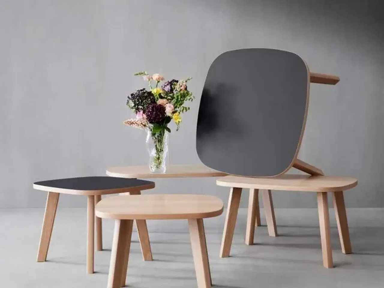 Billede 2 - Hammel furniture one sofabord 60x60 sort laminat/eg(ubrugt)