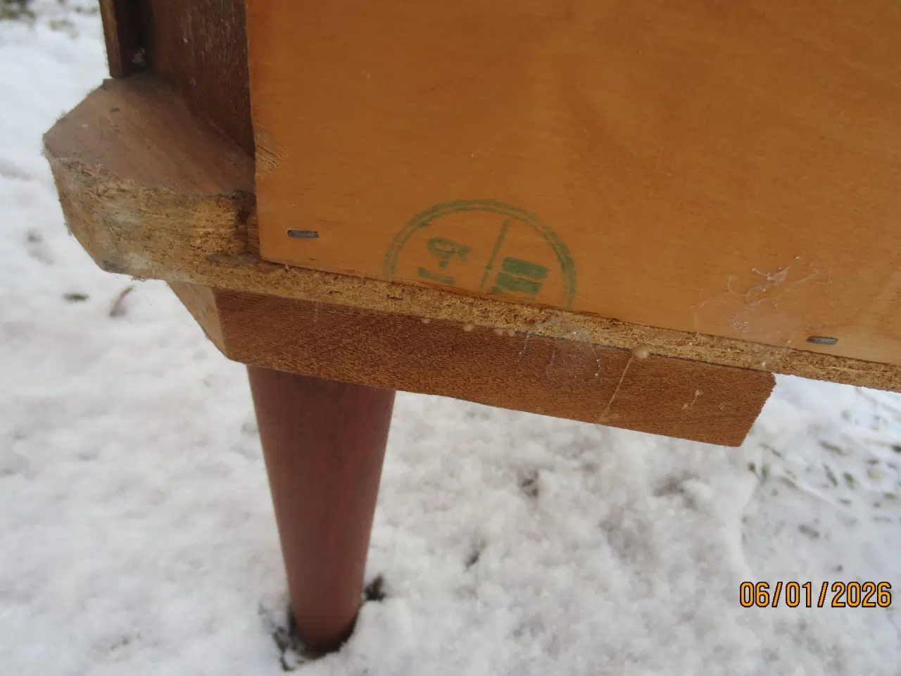 Billede 6 - 1 stk Teak Hjørneskab med Nøgle