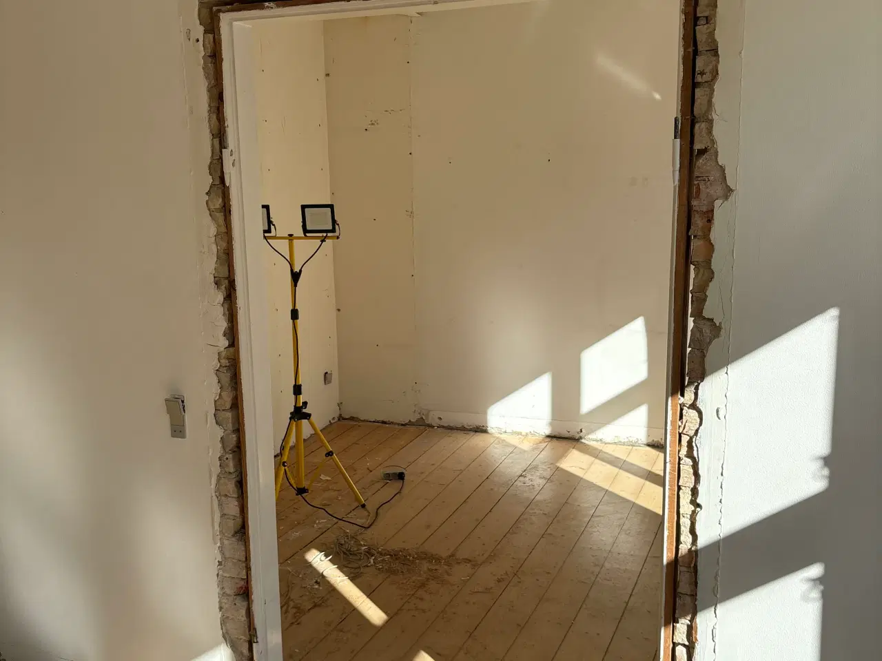 Billede 4 - Klassisk dobbeltdør i massiv træ