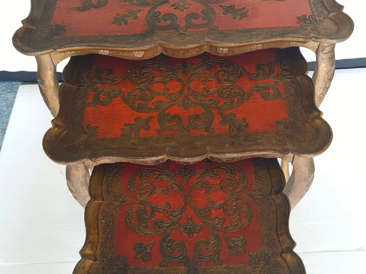 Billede 1 - Flot italiensk vintage indskudsbord.