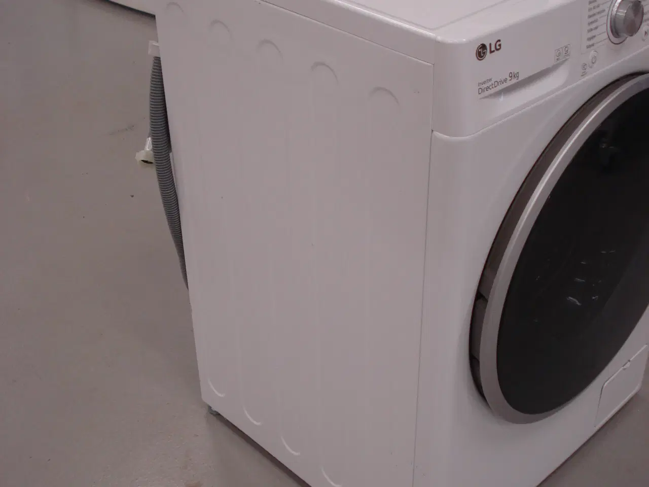 Billede 6 - 9 kg. LG vaskemaskine model F4WV400N1WE