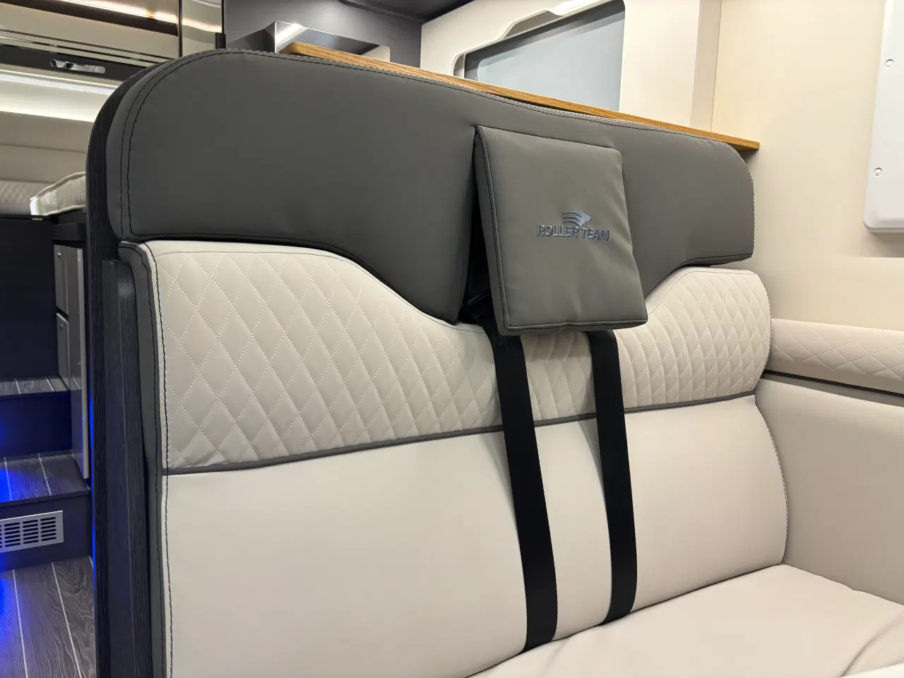 Billede 11 - Autocamper til salg - Roller Team 285 P Kronos