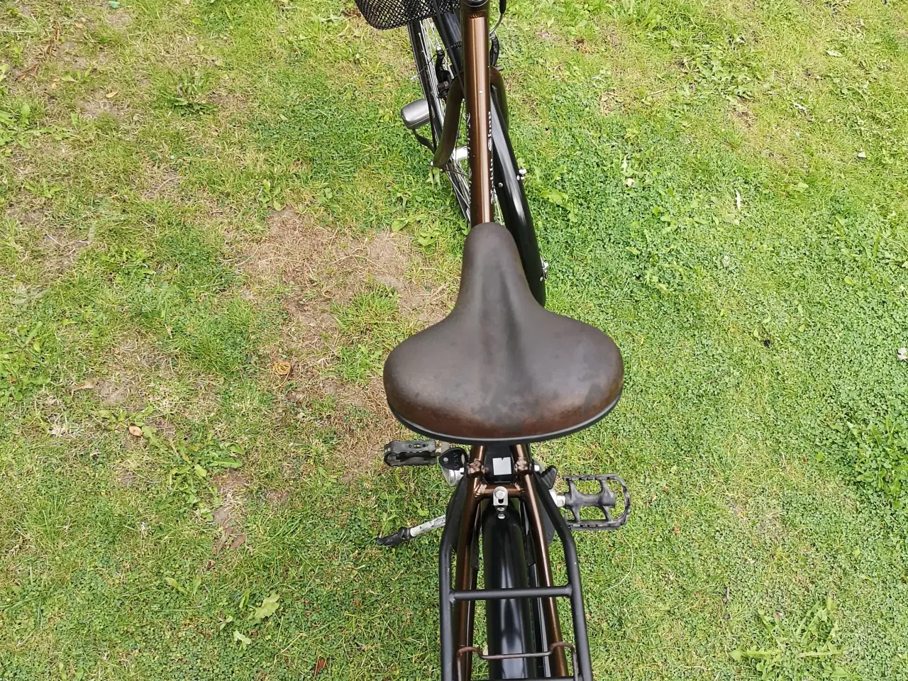 Billede 5 - MBK 28" 54cm  Løs 1 nøgle ,ny dæk ,lys foran og ba