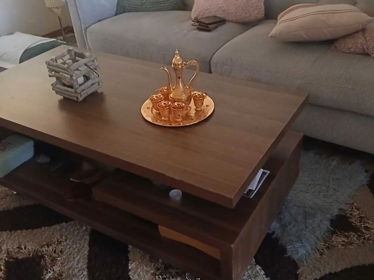 Billede 1 - Elegant Sofabord i Massivt Træ - Perfekt til Dit H