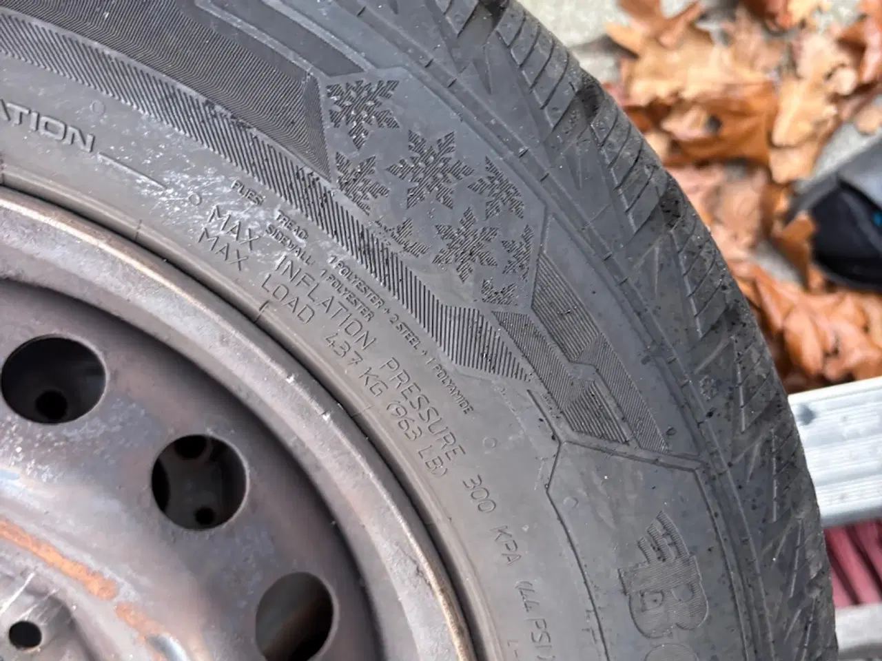 Billede 4 - Brugte vinter dæk til en Fiat panda 2012