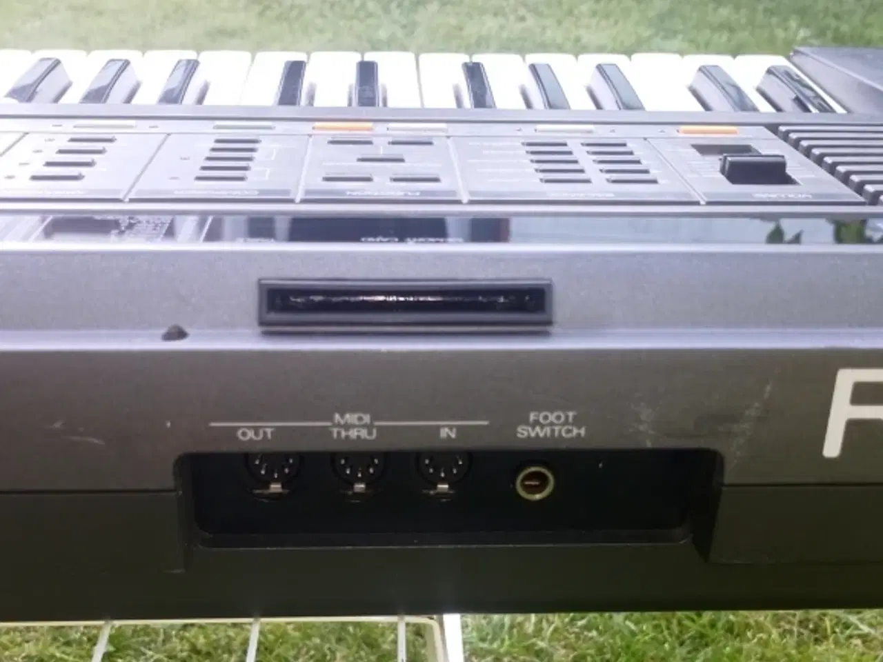 Billede 9 - Sælger ROLAND Synthesizer E-20