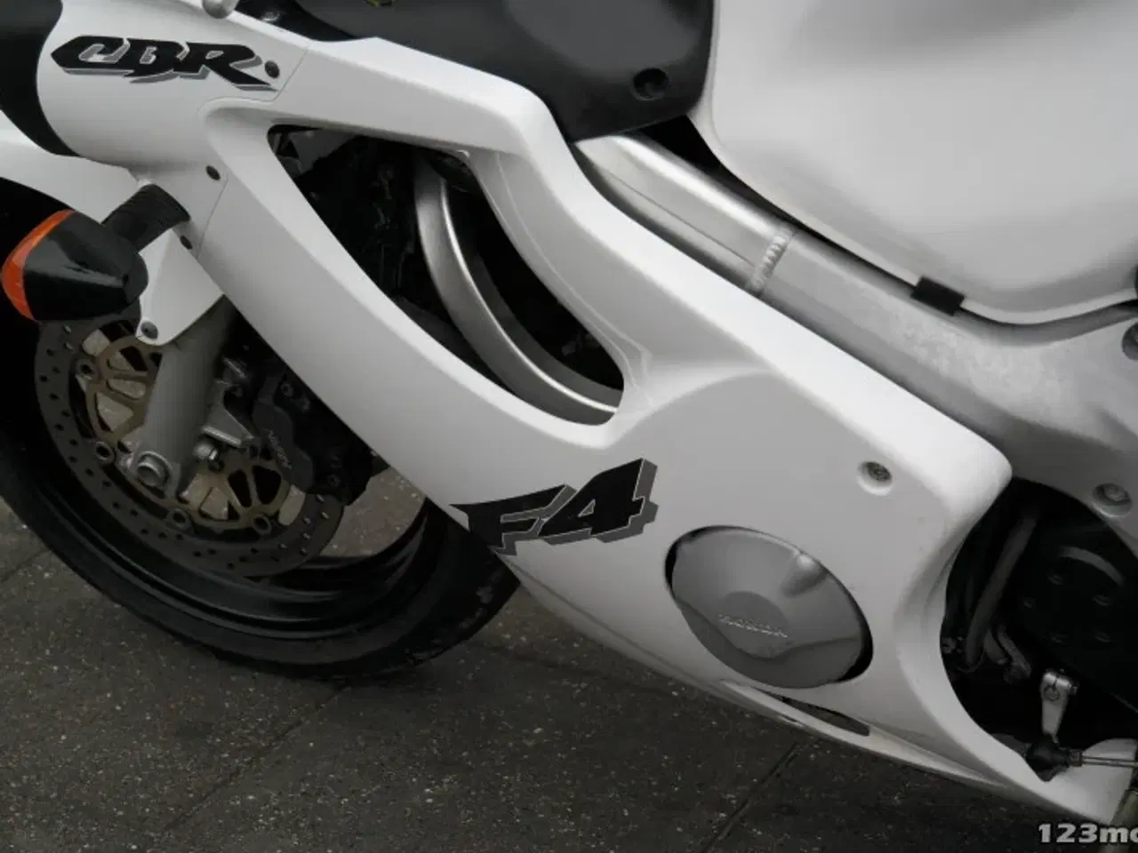 Billede 24 - Honda CBR 600 F MC-SYD       BYTTER GERNE