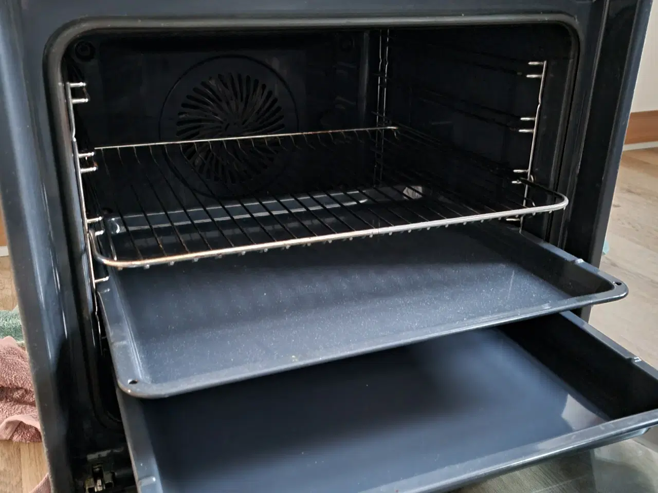 Billede 4 - AEG Indbygningsovn BE3002401 -BE3002421