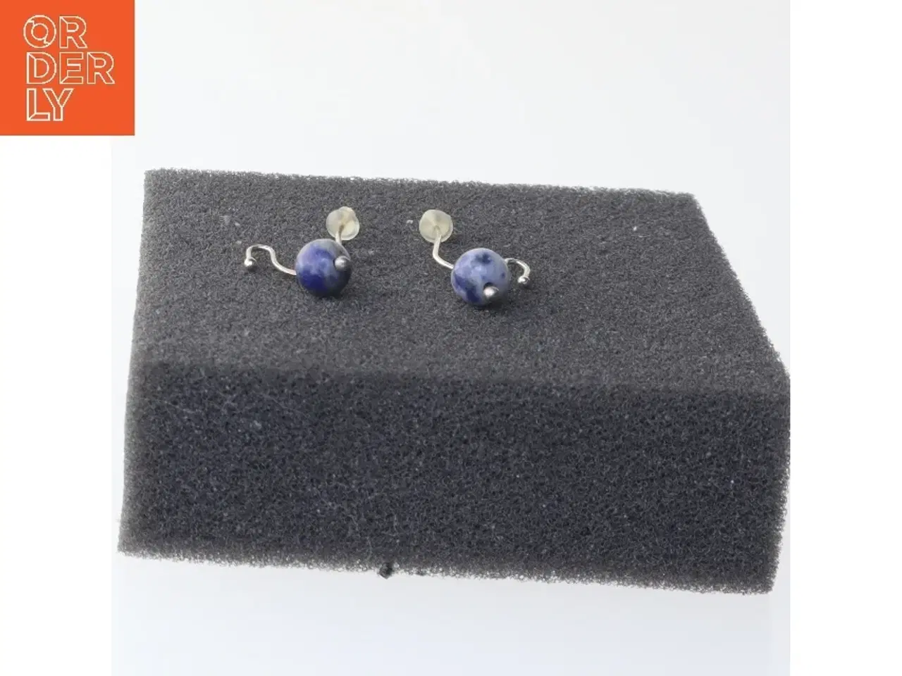 Billede 2 - Sølv øreringe med blå kugler (str. 30 mm)