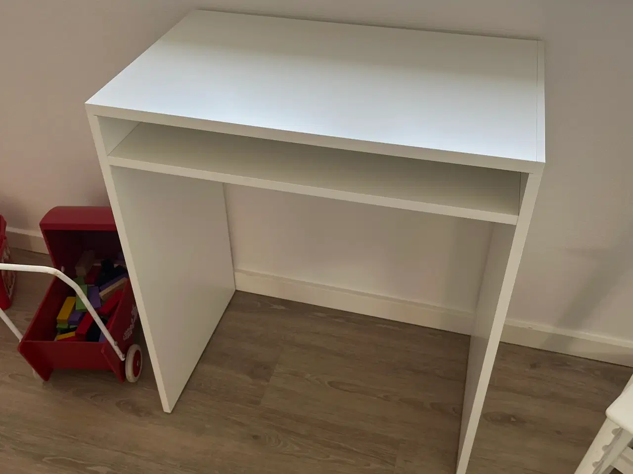 Billede 1 - Skrivebord Torald fra Ikea