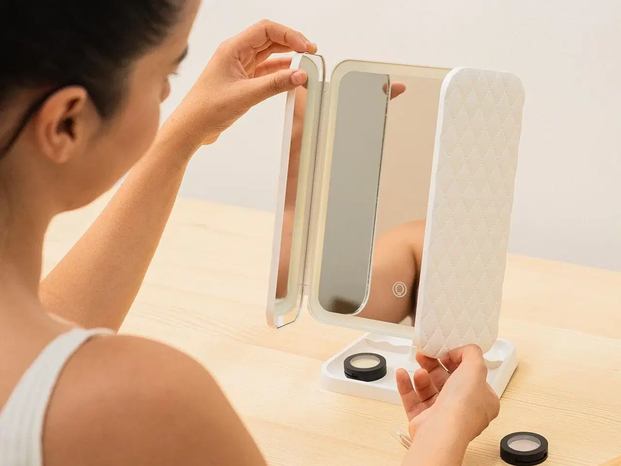 Billede 7 - Makeupspejl med LED og forstørrelse - Miled, genopladeligt (hvid)