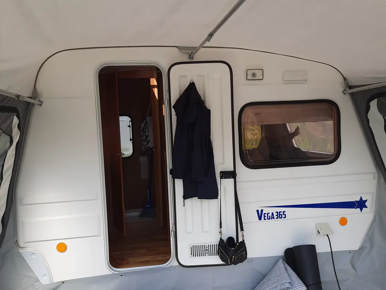 Billede 10 - Campingvogn  Vega