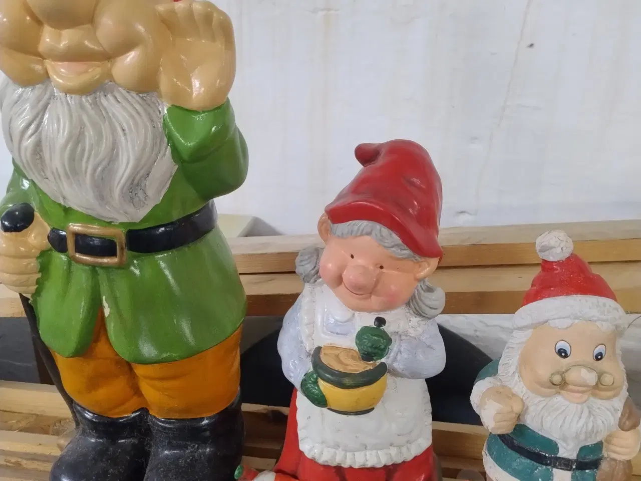 Billede 3 - Julemanden og nisser i metal 