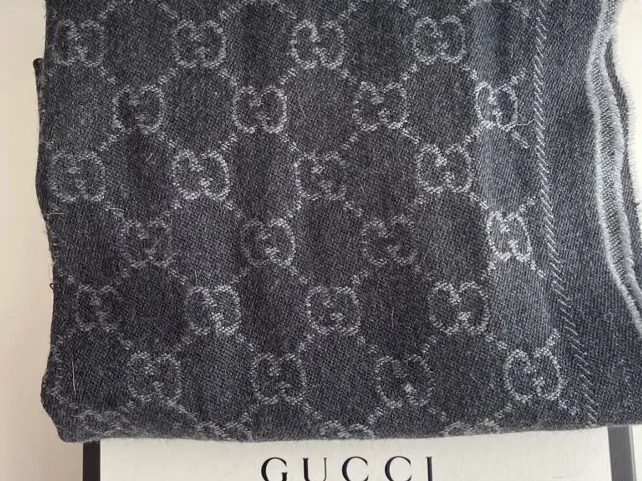 Billede 1 - Gucci halstørklæde