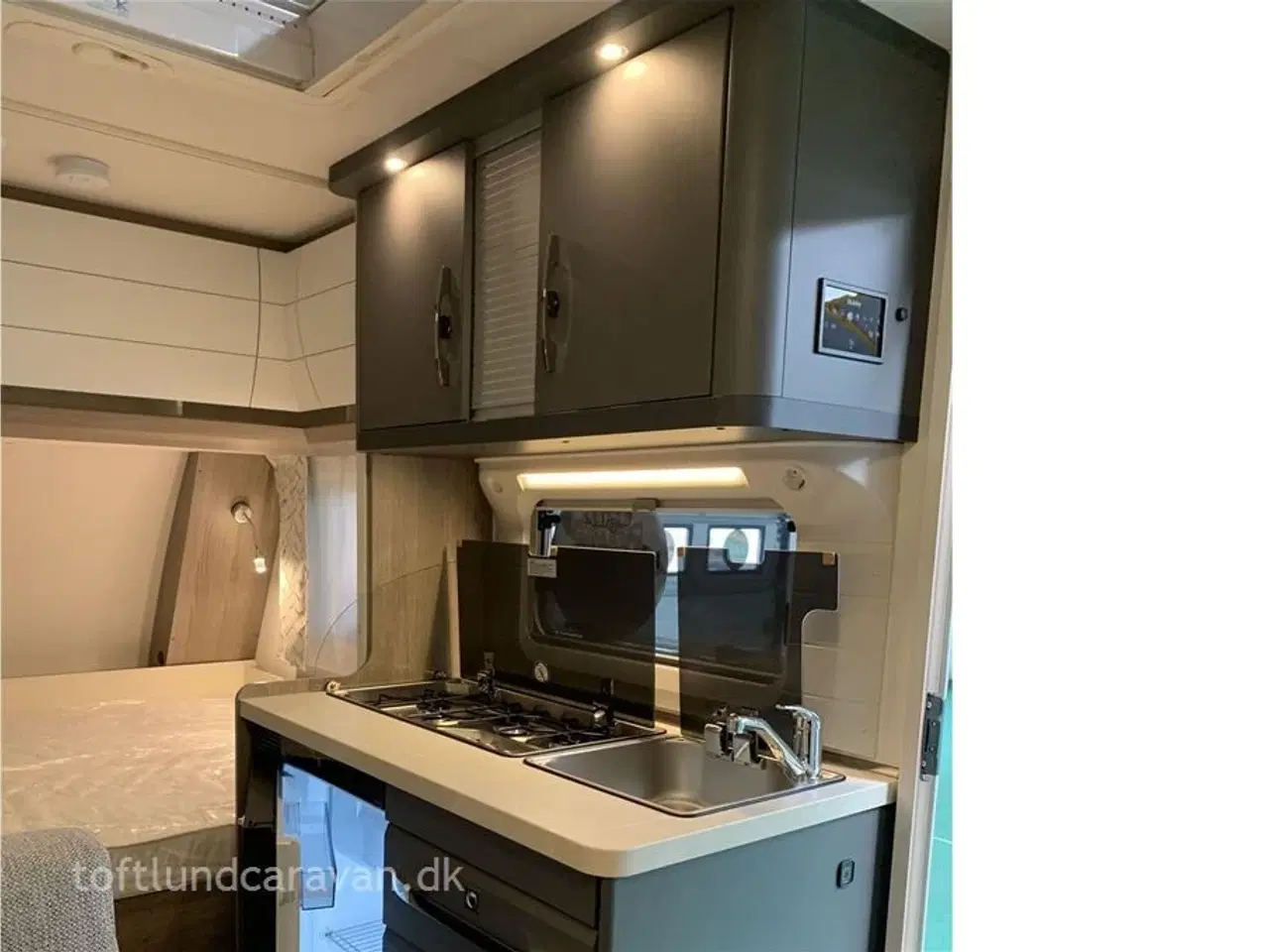 Billede 8 - 2024 - Hobby On Tour 390 SF   LAV VÆGT, STOR LASTE-EVNE, SUPER SMART NY 2024 på lager til omgående levering!