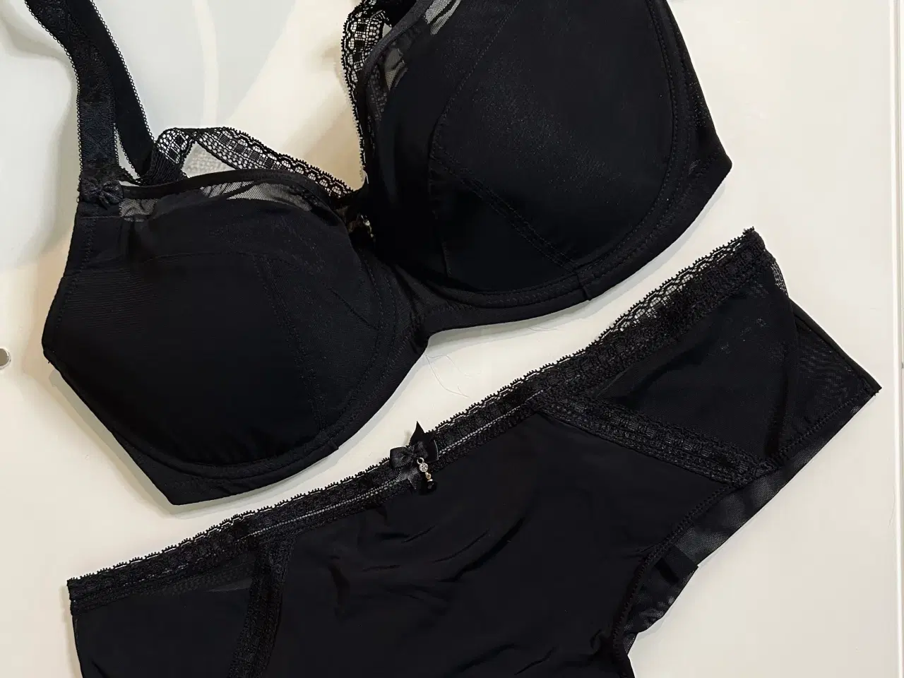 Billede 1 - Lingeri sæt fra Change