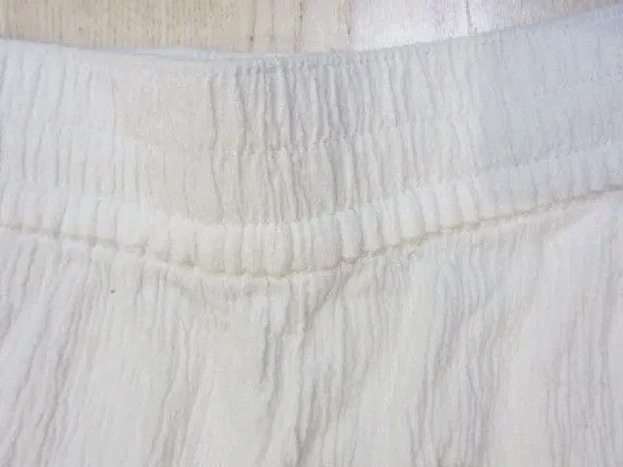 Billede 2 - Str. S, hvide bukser