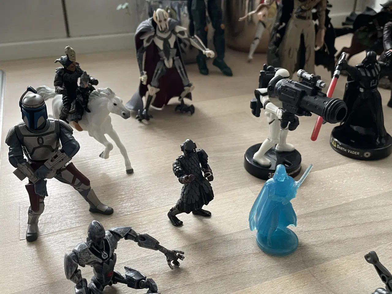 Billede 1 - Starwars figurer mm.
