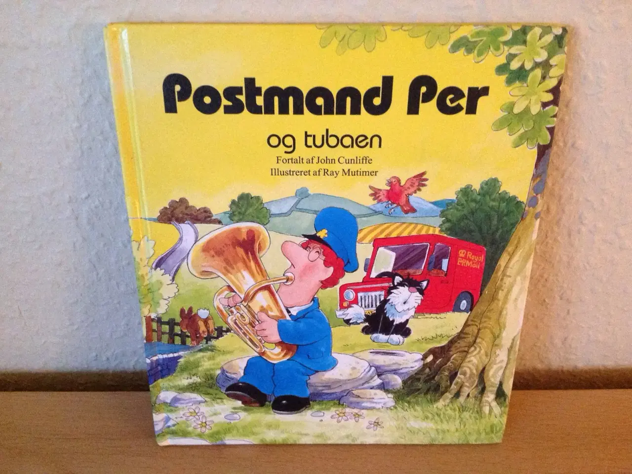 Billede 1 - Postmand Per og tubaen