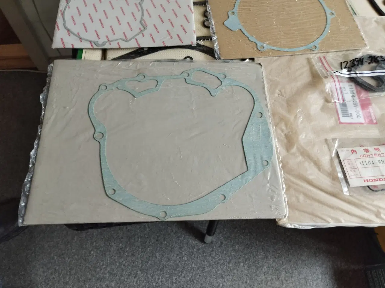 Billede 13 - Pakninger m.v. til Honda mc. nye ( se %) (kasse 7)