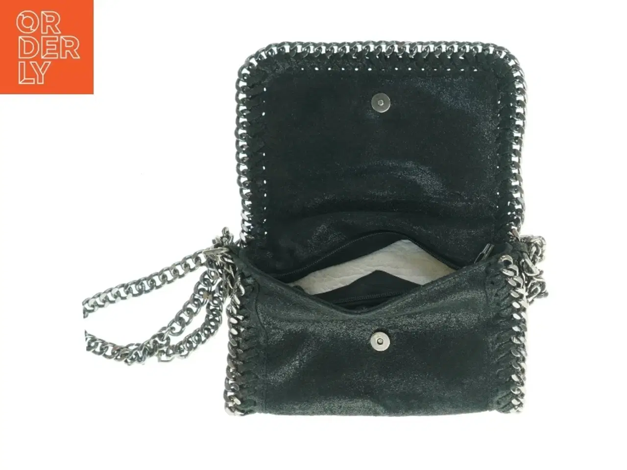 Billede 3 - Sort skuldertaske med kæde (str. 22 x 14 cm)