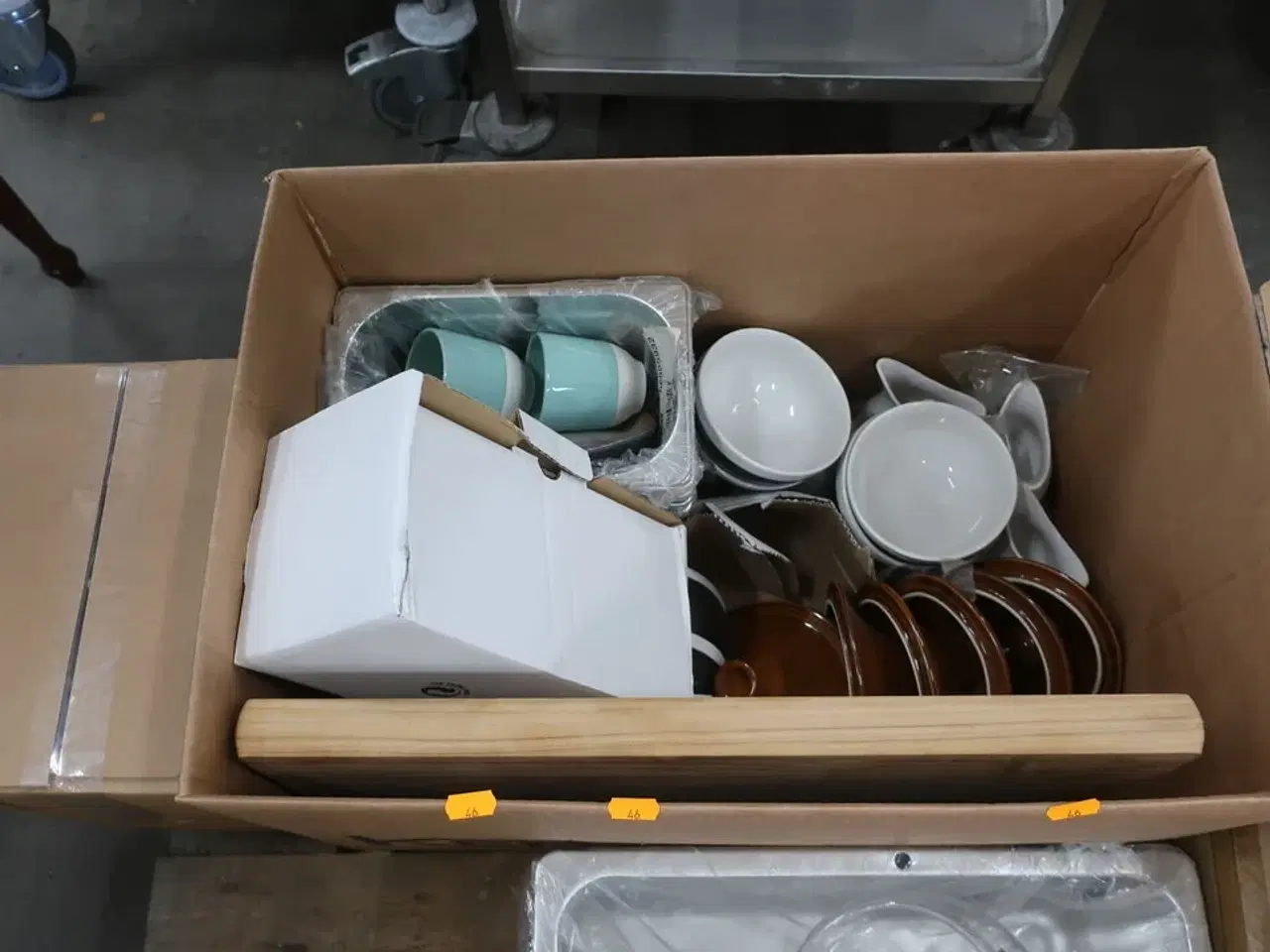 Billede 7 - Diverse tallerkner, fade, lavasten m.v.