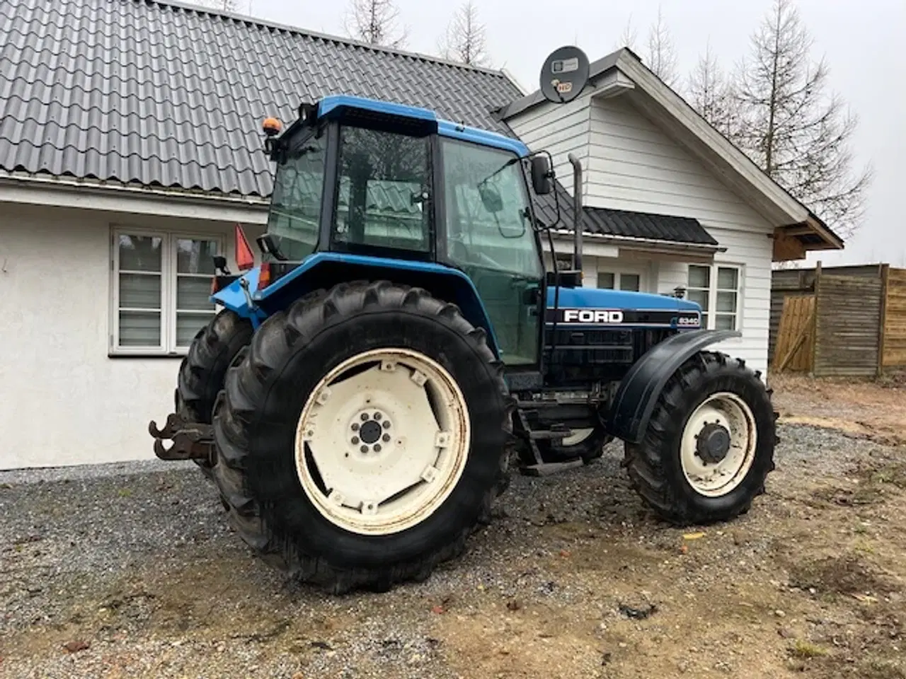 Billede 1 - Traktor NH Ford8340