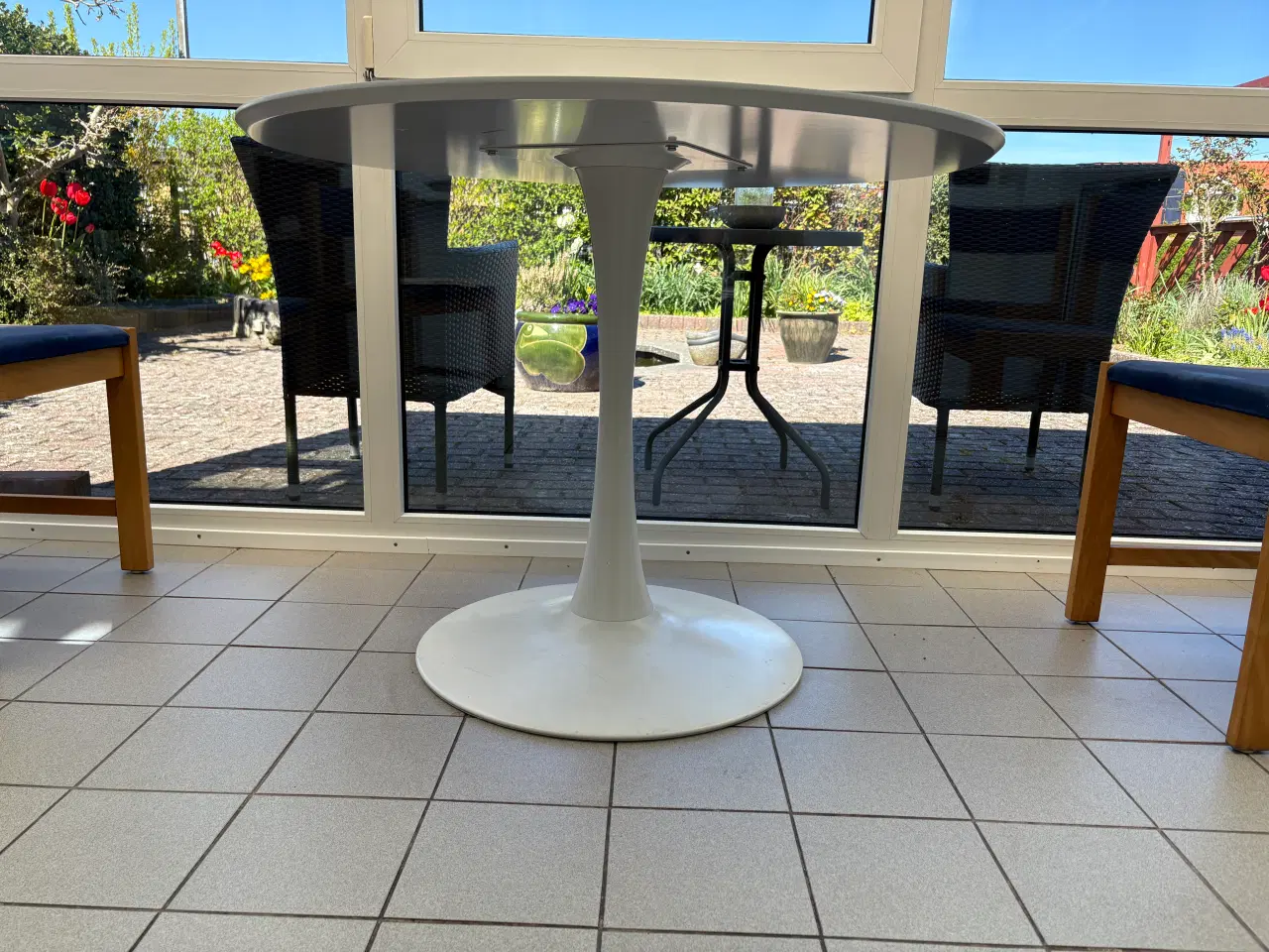 Billede 3 - Rundt spisebord 100 cm i diamter