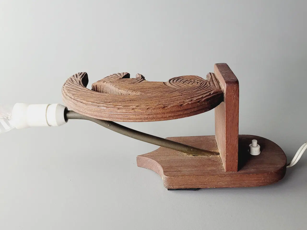 Billede 3 - ⭐️🐿️ Unik Charmerende Egern Væglampe i Teaktræ 