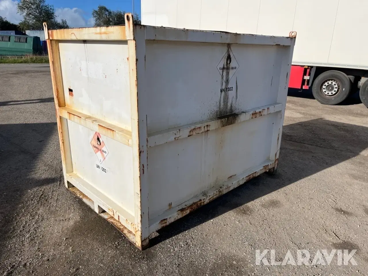 Billede 4 - Brændstoftank / buffertank Roug 2000 liter