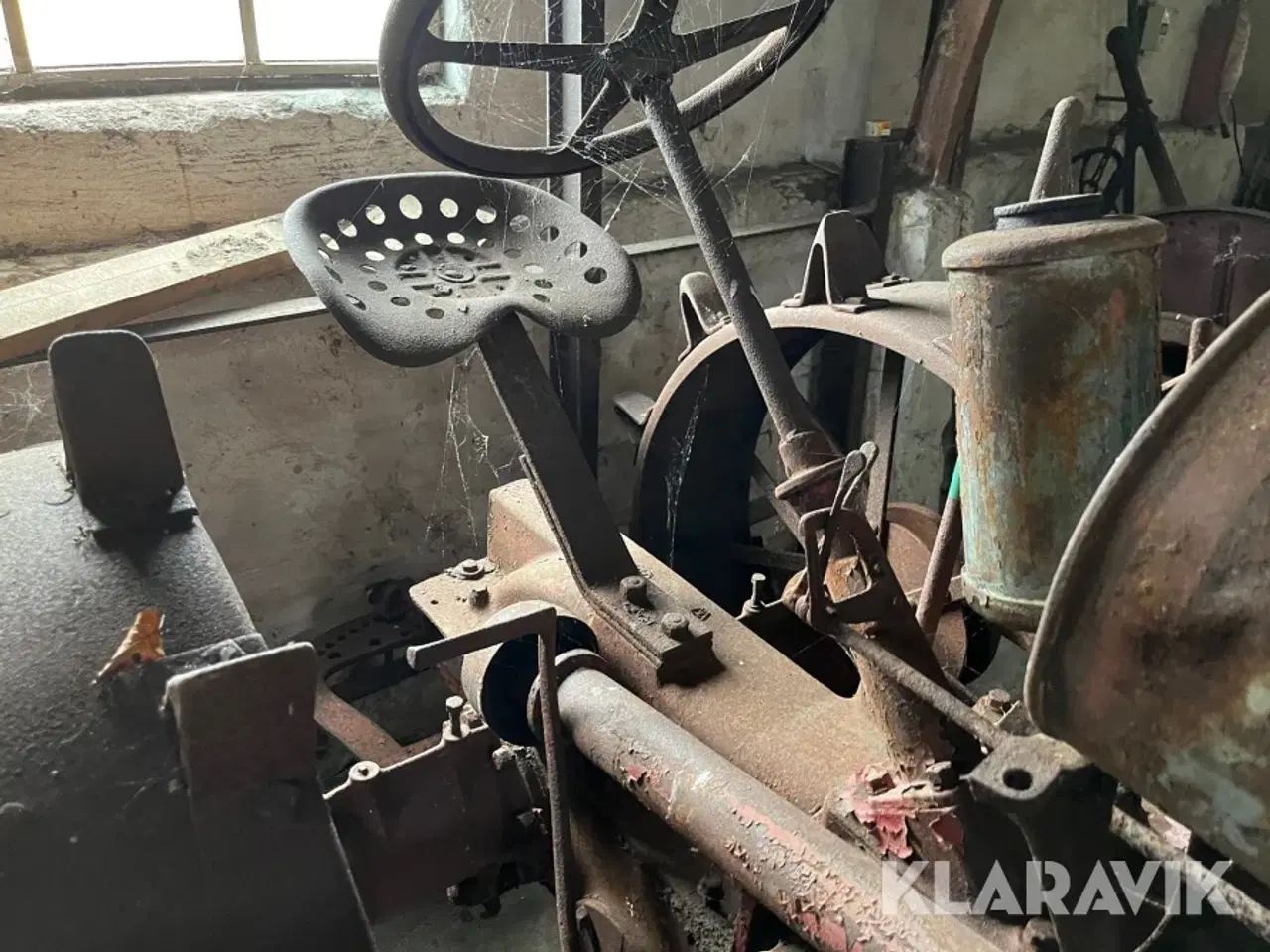 Billede 7 - Veterantraktor Farmall