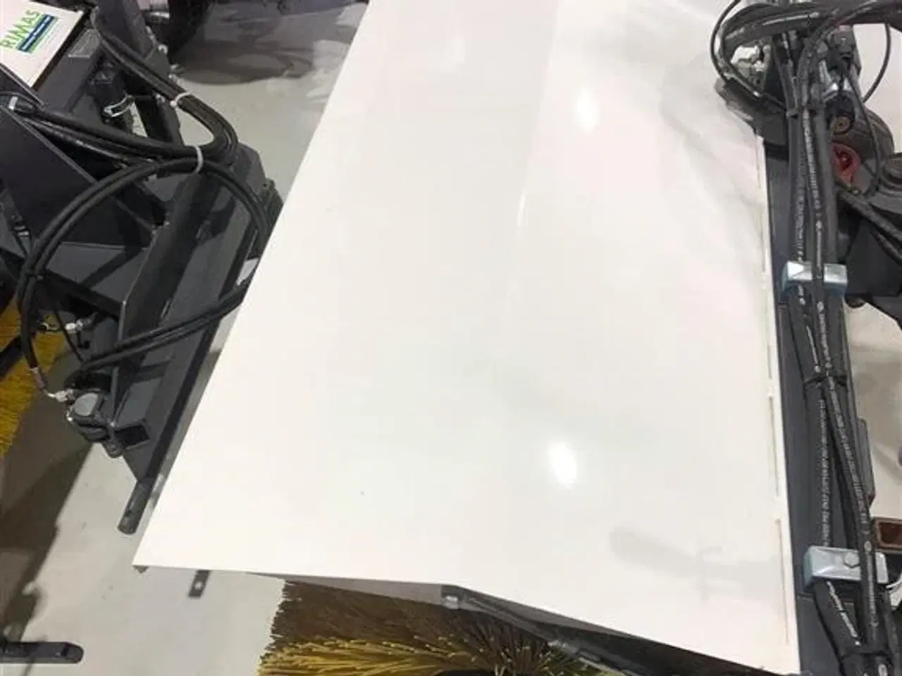 Billede 10 - - - - Ny Rimas fejemaskine hydraulisk