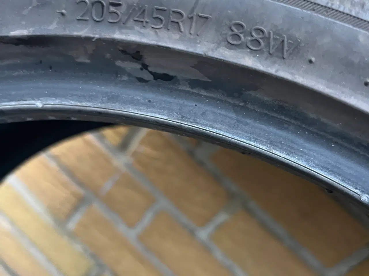 Billede 2 - hankook 205-45-17 sommerdæk