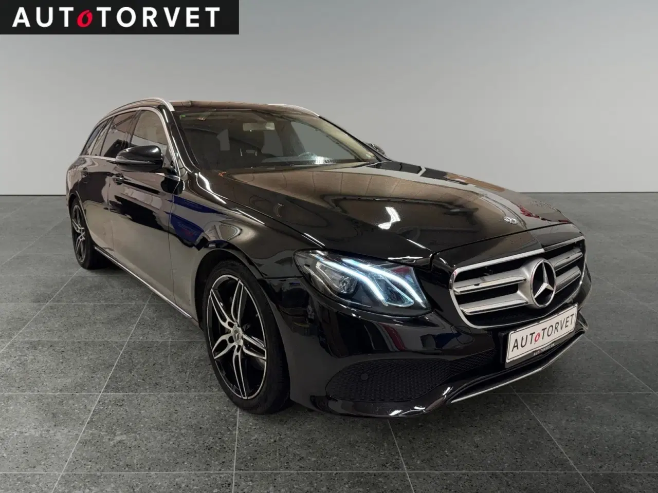 Billede 2 - Mercedes E350 d 3,0 AMG Line stc. aut.
