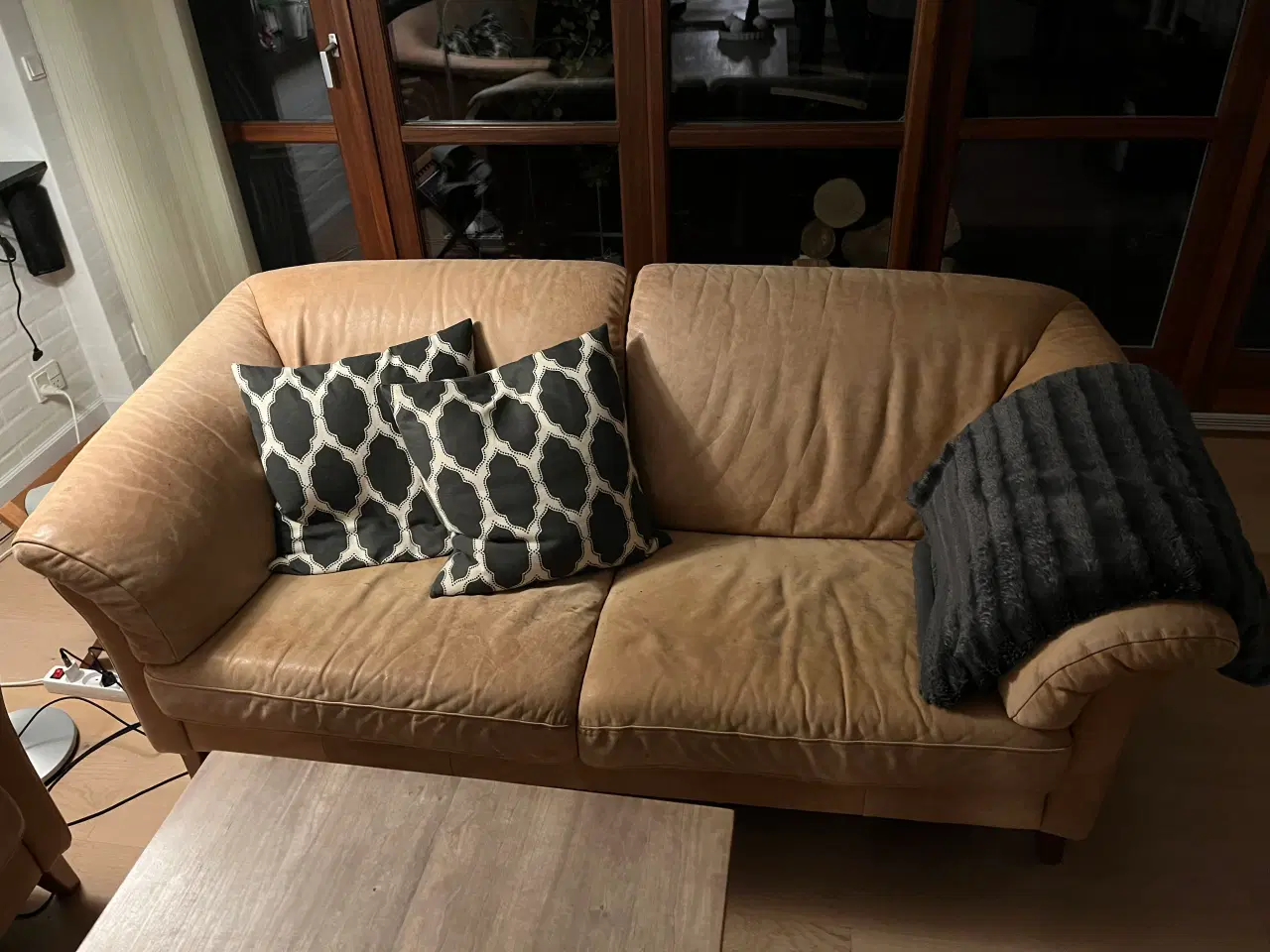 Billede 2 - 2 personers natur læder sofa