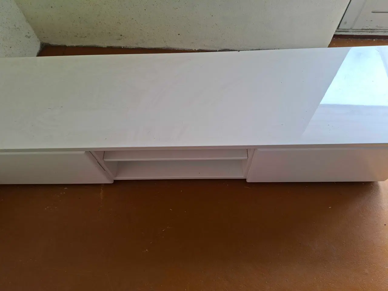 Billede 2 - Tv bord 