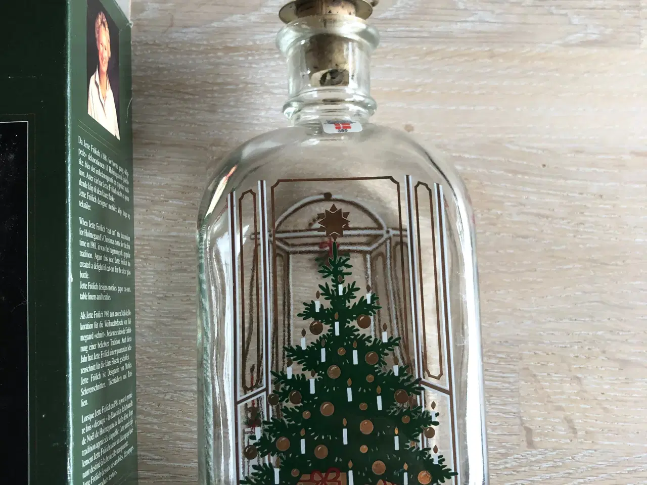 Billede 2 - Juleflaske 1994. 70 cl fra Holmegaard Glasværk.