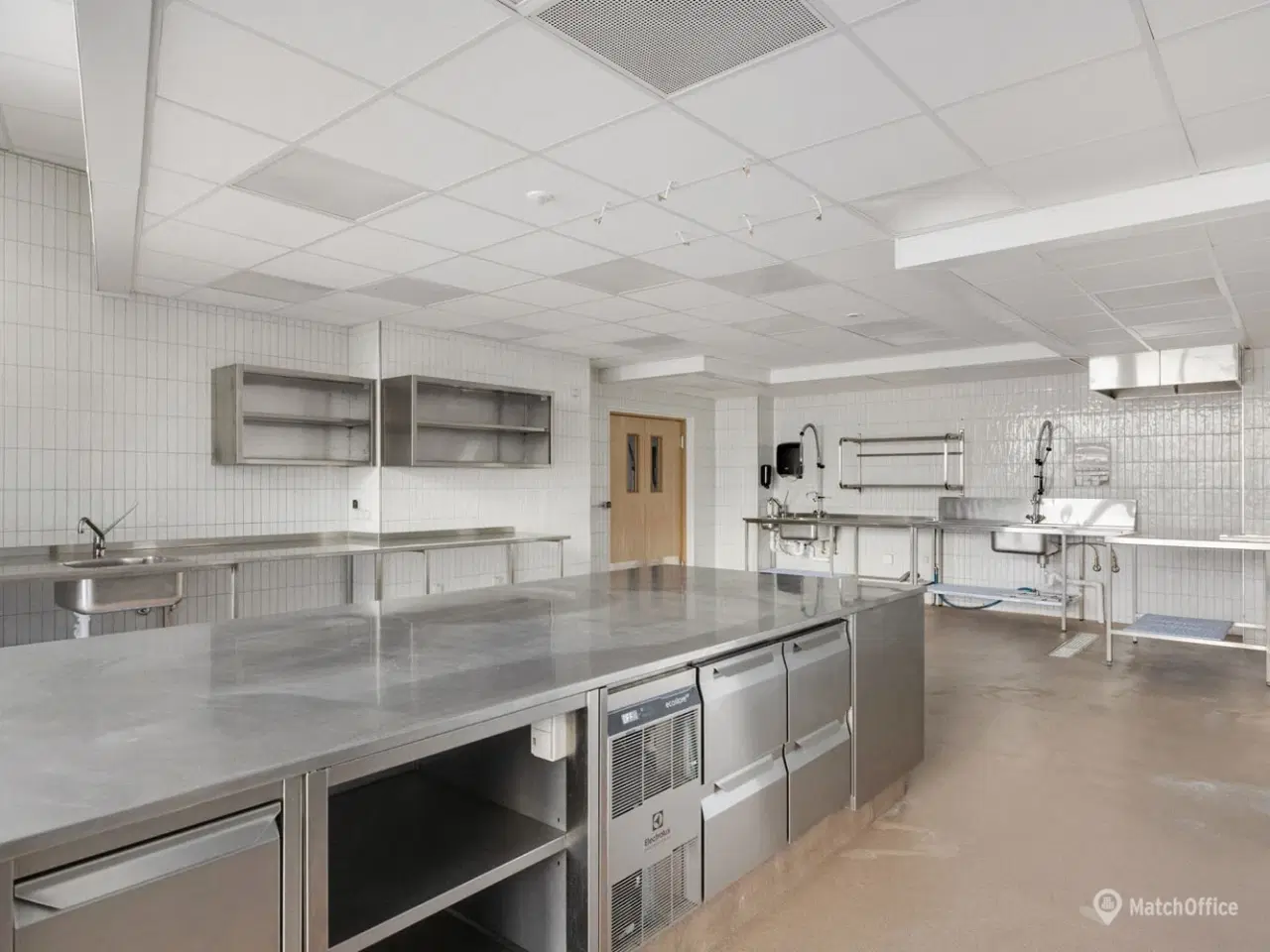 Billede 8 - Restaurant med god beliggenhed og solrigt udeserveringsareal