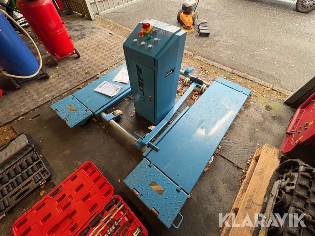 Billede 4 - Klargøringslift AJ Engros QJY-L3000