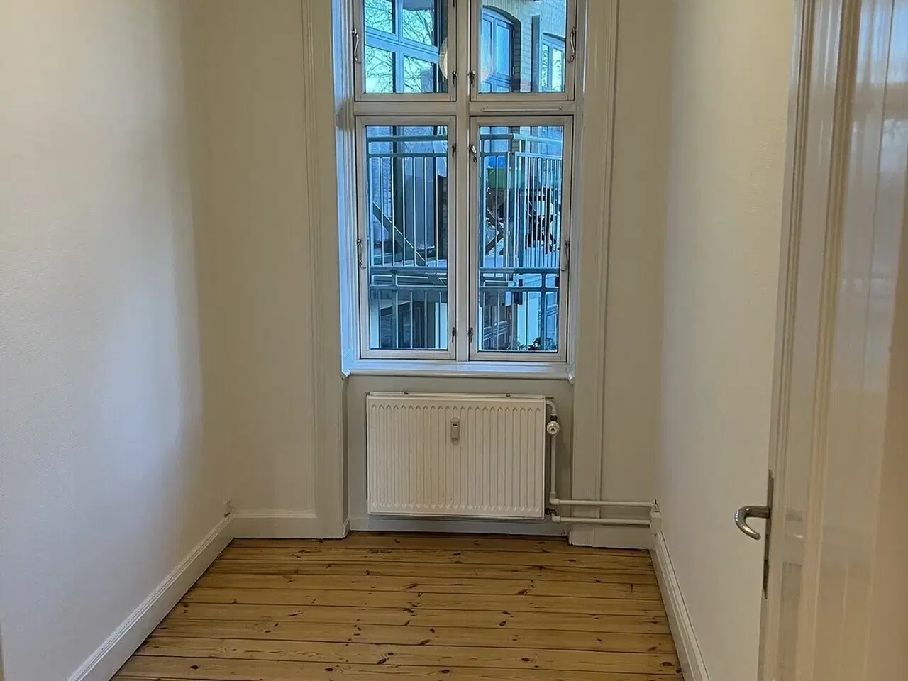 Billede 11 - Lækre lyse lokaler centralt placeret i Valby