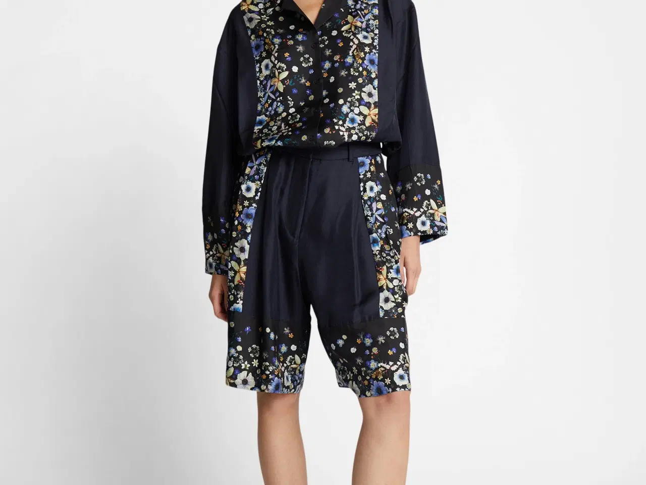 Billede 7 - Munthe Faiza silkeskjorte 