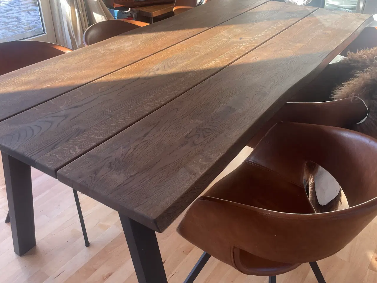 Billede 1 - Plankebord mørkt træ 