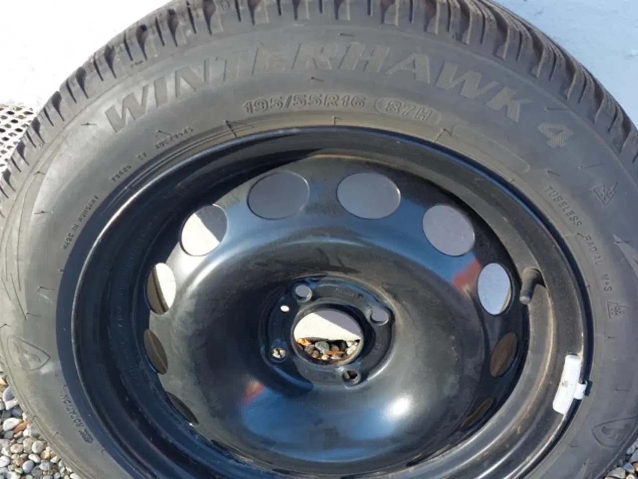 Billede 1 - Vinterdæk 4 stk. med fælge