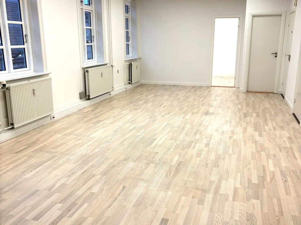 Billede 2 - Kontor  til leje på Hersegade 18. 1.tv.  4000 Roskilde