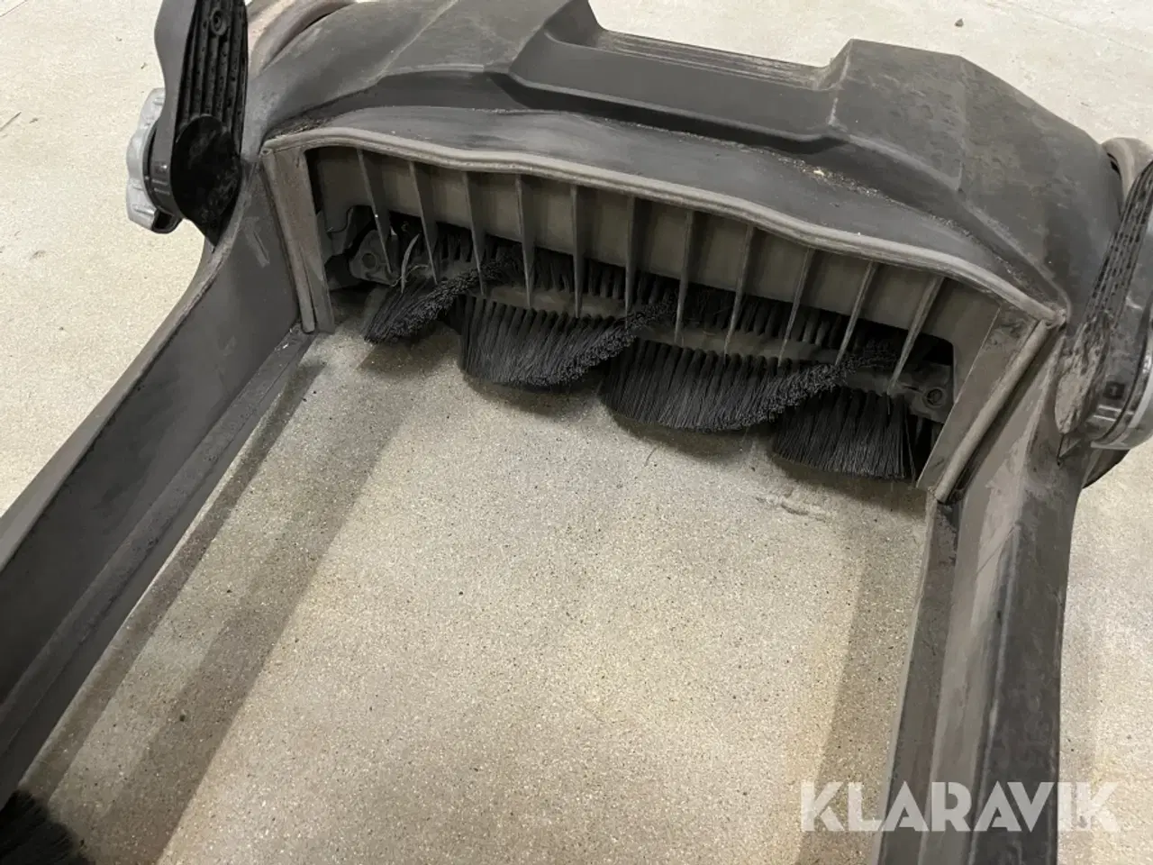 Billede 8 - Fejemaskine Karcher S4 Twin