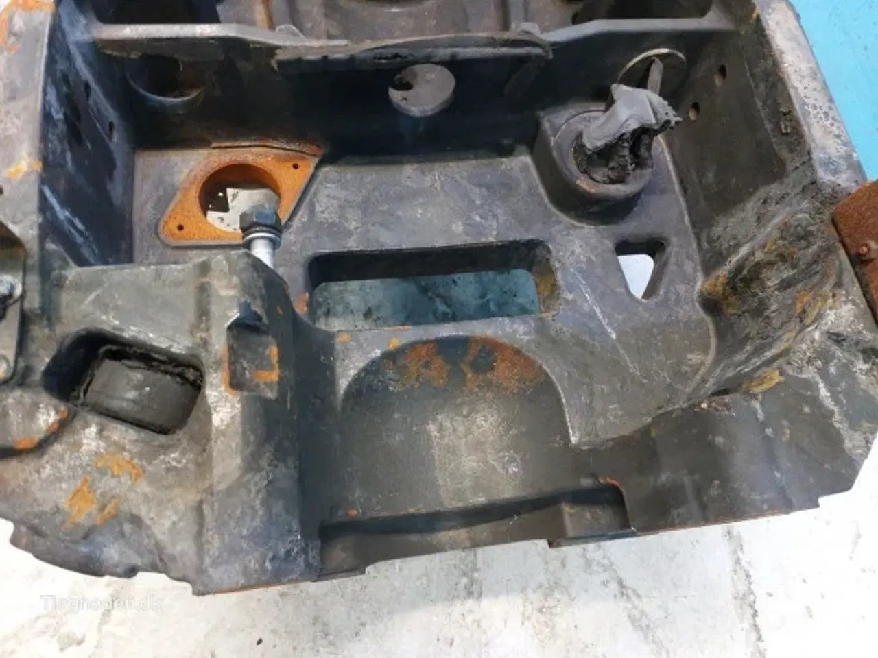 Billede 2 - New Holland T6 Beslag 47910461