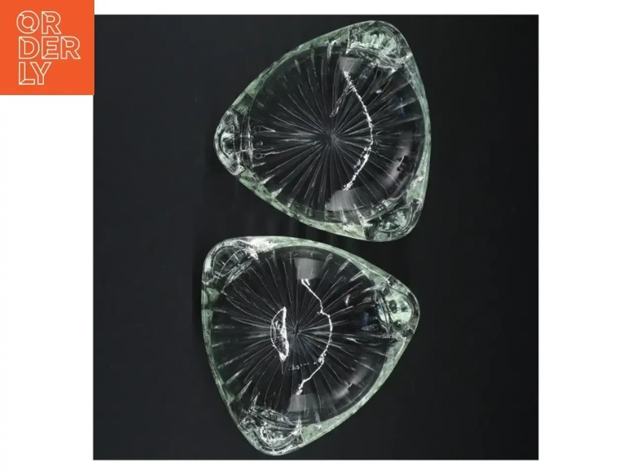 Billede 2 - 2 stk. Stabelbare Vintage art nouveau glasskål på 3 fødder (str. 16 x 5,5 cm)