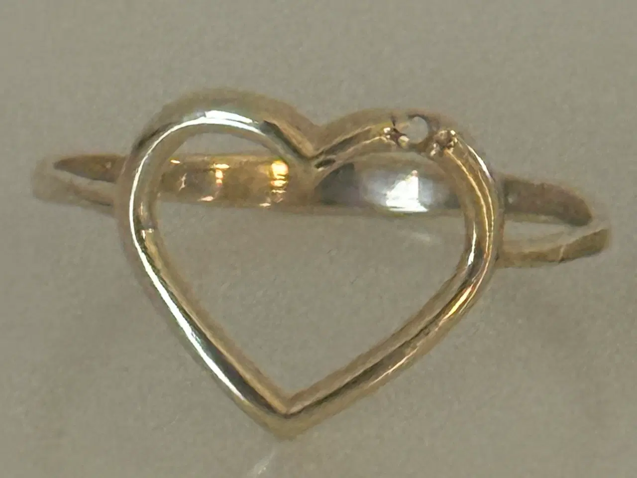 Billede 2 - Forskellige ringe i 14 karat guld.