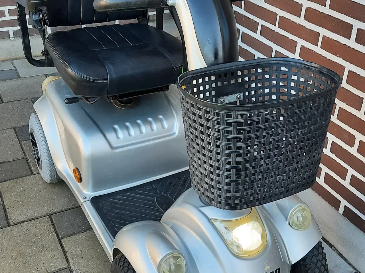 Billede 1 - Elscooter 4hjulet med nye batterier 